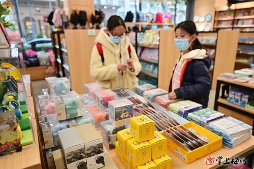 開學(xué)經(jīng)濟(jì)火熱，電子產(chǎn)品銷售迎來(lái)高峰 你的必備物品清單齊了嗎？